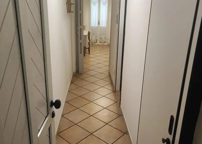 Porta Santi 3* تشيزينا