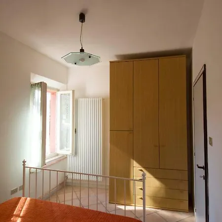 Porta Santi Bed and breakfast *
