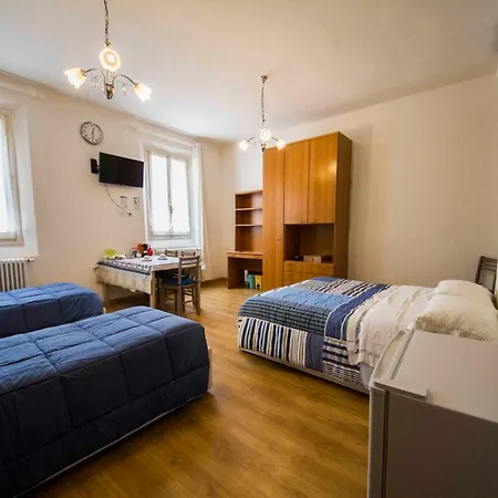 Porta Santi Bed & Breakfast 3*