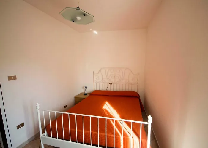 Porta Santi Bed & Breakfast 3*