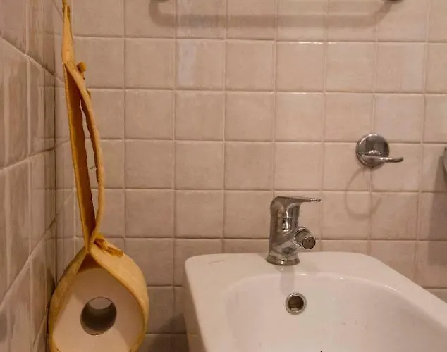Porta Santi 3* تشيزينا