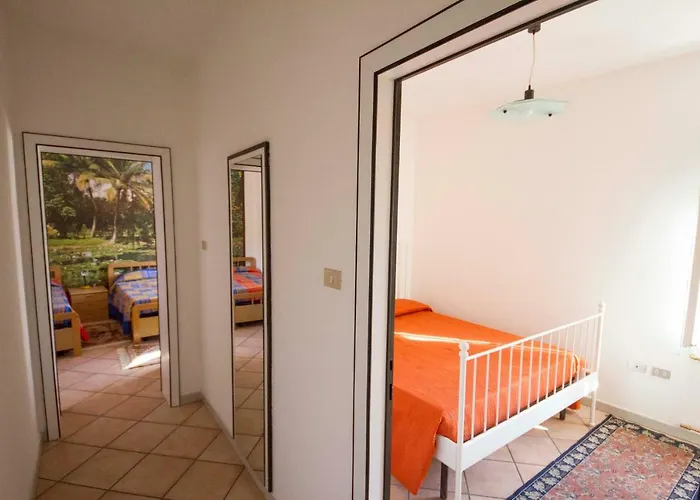 Porta Santi فندق مبيت وإفطار تشيزينا