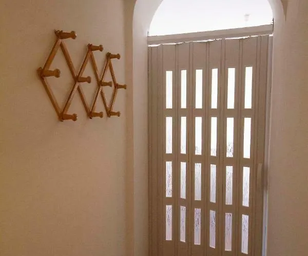 Porta Santi Bed & Breakfast 3*