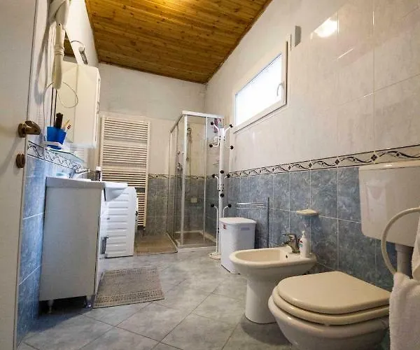 Porta Santi 3* تشيزينا
