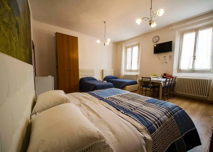 Porta Santi Bed & Breakfast 3*